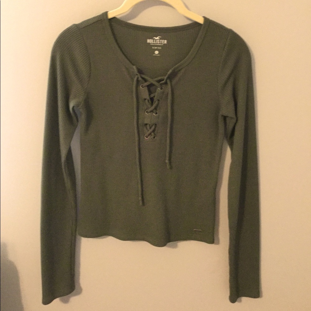 Hollister green cross cross top